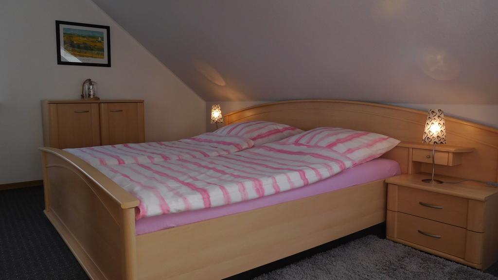 Ferienwohnung Familie Huebner Любек Экстерьер фото